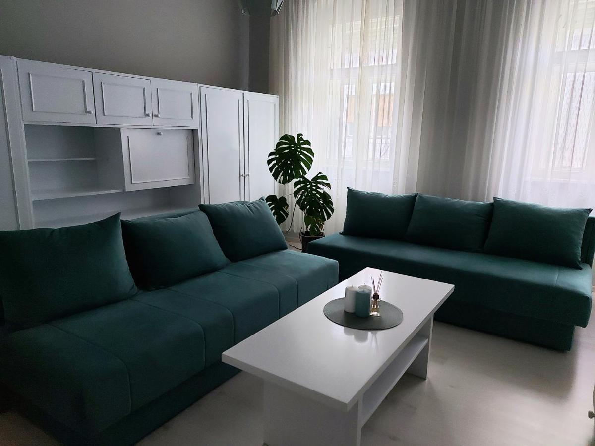 Cozy Apartment In Kikinda Ngoại thất bức ảnh